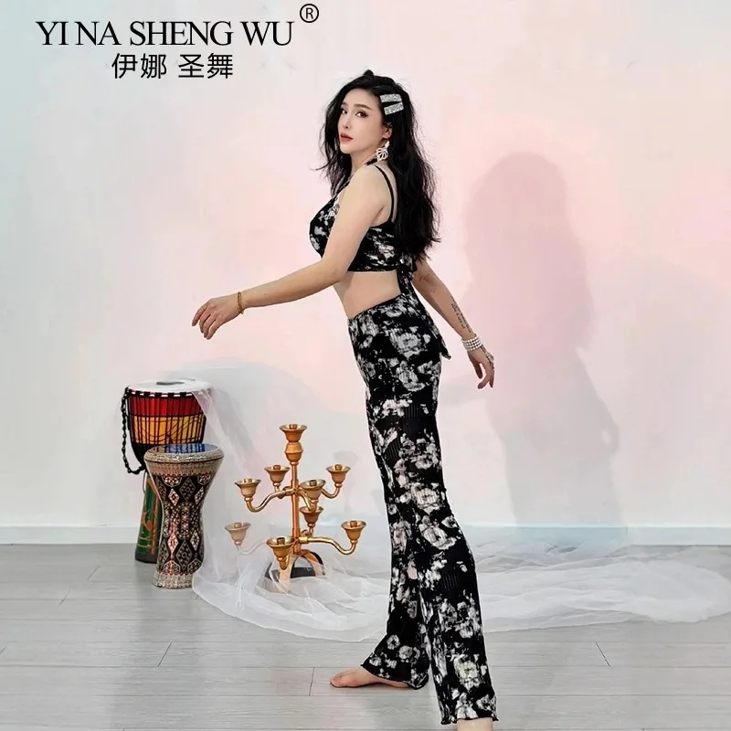 Buikdansoefenoutfit voor dames Zwart Wit Crop Top met bloemen en lange broek Oosterse dans Podiumtraining Prestatiekleding