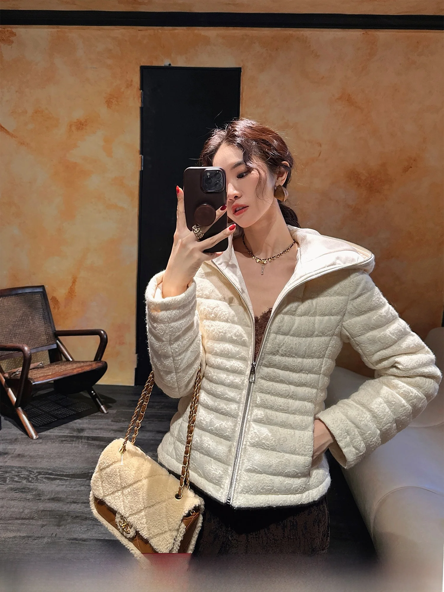 

Sanji Bla Flower Cloud Bone down Jaet Winter Furry Embroidered Wool Waist Cinching Rib Bone 2026 Very Attractive Women's ...