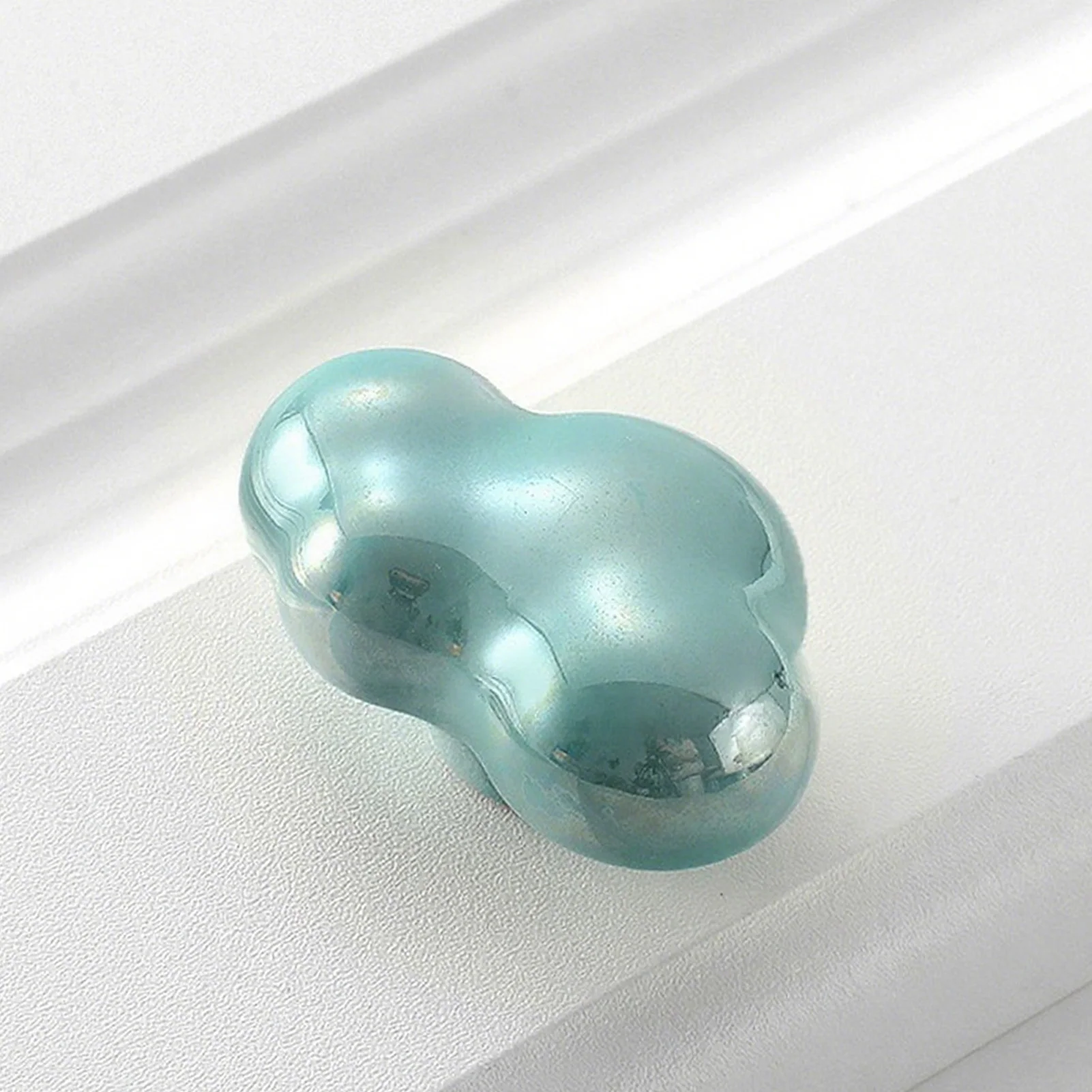 Clouds Shape Sliding Door Knobs Multi Color Clouds Design Glass Door Handle for Kitchen Cabinets Cupboard