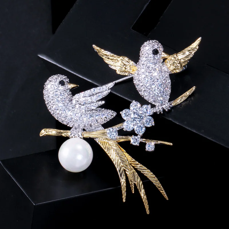 ThreeGraces Shiny Cubic Zirconia Simulated Pearl Animal Bird Shape Brooches for Women Luxury Evening Party Jewelry XZ025