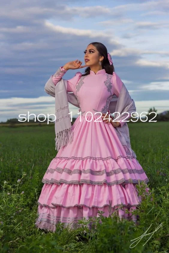 Pink Puffy Charreria Fiesta Mexican Evening Celebrity Dresses Long Sleeve Pleated Applique Prom Gown Outfit