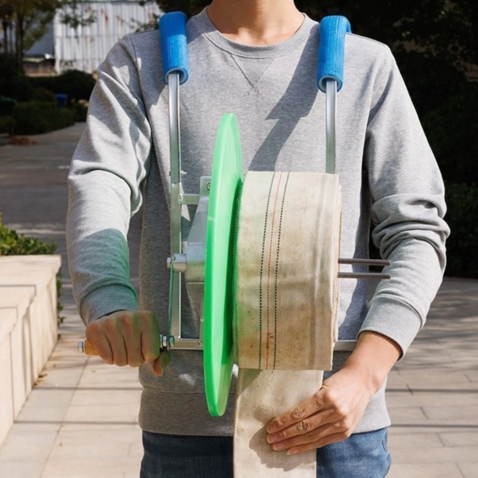 Shoulder Hose Reel Foam-Padded Hose Reel with Shoulder Handles Metal Portable for Farmers, Farm Irrigation, Garden Watering
