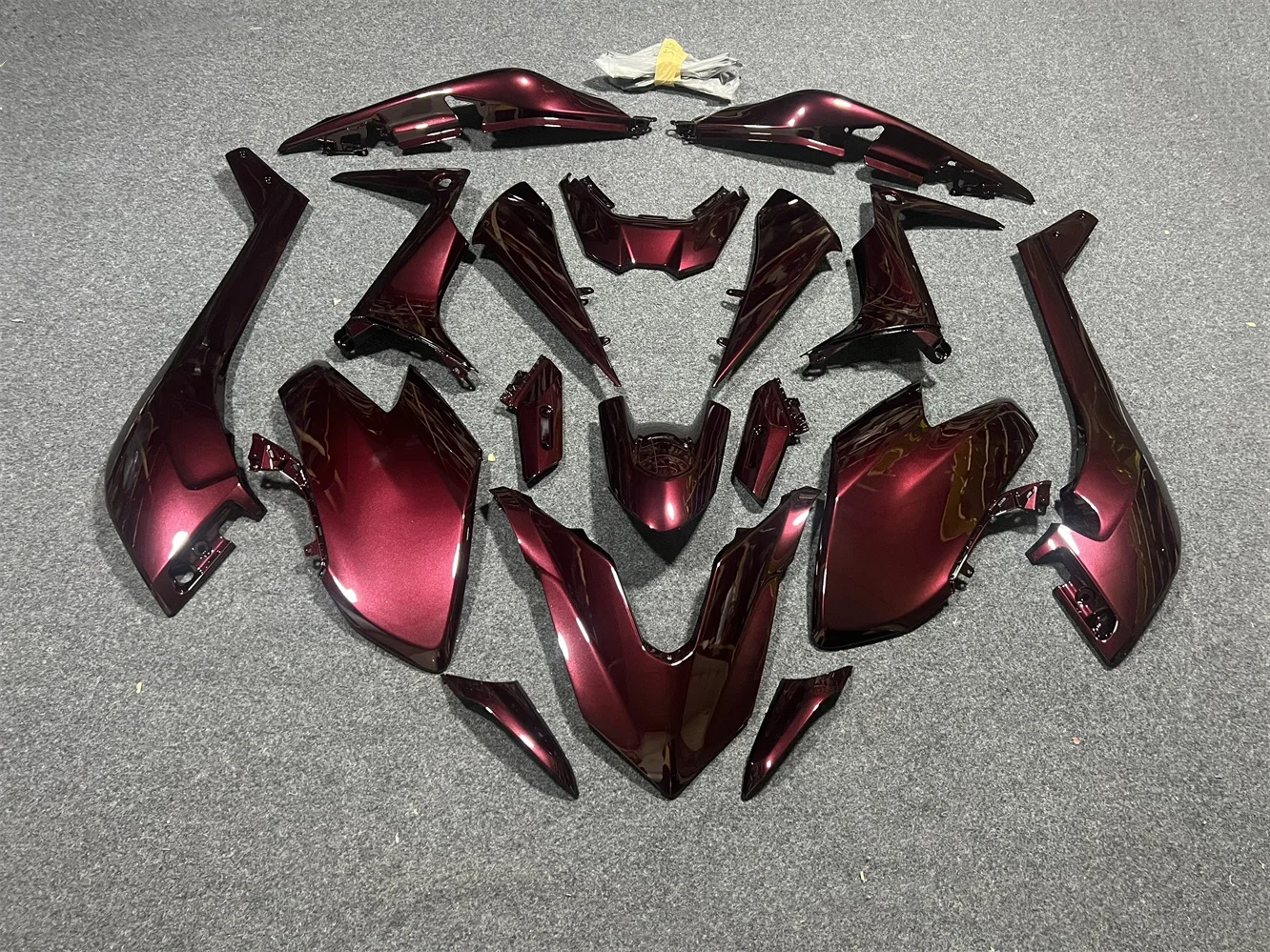 The motorcycle fairing is suitable for the TMAX530 2017 2018 2019 530 17 18 19 body fairing red motorcycle housing