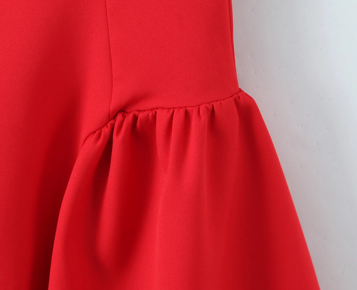 新しい夏のソリッドレッドスリングドレス女性セクシーなローウエストスイングシャーリングボールガウンドレスパーティーフェムベスティドローブ