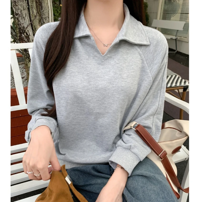 سويت شيرت نسائي برقبة بولو هاراجوكو سترات كبيرة الحجم غير رسمية للخريف من القطن الرقيق ملابس الشارع الشهير بلوفرات رمادية y2k للنساء