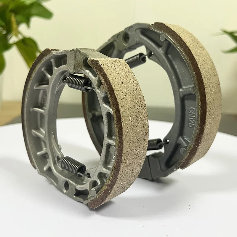 1PC 105mm Rear Brake Shoes Pad for GY6 50 80 125 CG125 CG150 139QMB 152QMI 156FMI Scooter Moped ATV Motorcycle Brake Replacement