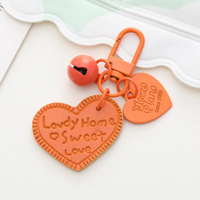 Leather Heart Key Chain Fashion Leather Heart Shape Keychain Women Car Key Holder Home Key Ring Charm Bag Car Pendant Gift