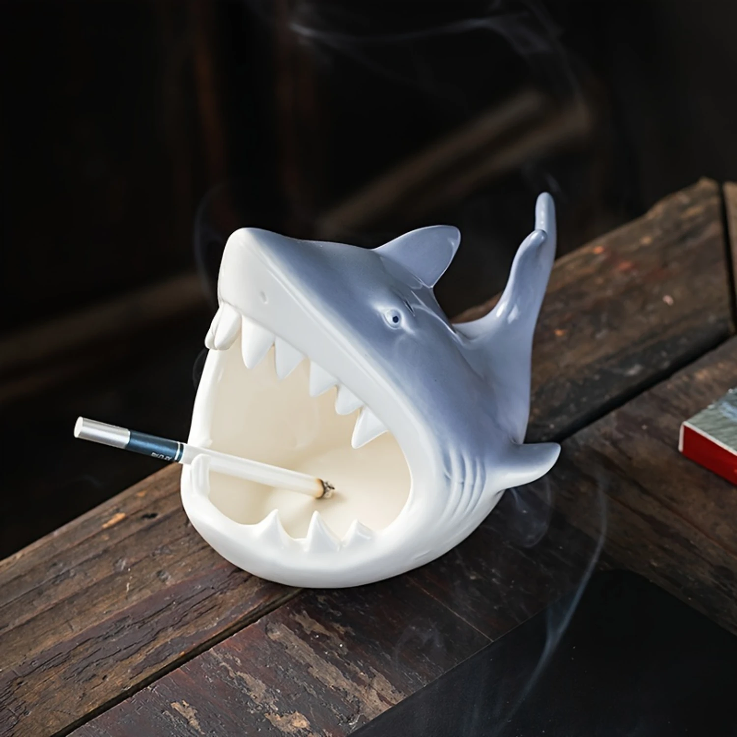 

Elegant Ceramic Ashtray - Unique Gift for Home, Office, Hotel - Beautifully Crafted Design