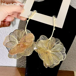 HUANZHI Gold Color Alloy Flower Petal Branches Earrings for Women Exaggerated Metal Texture Romantic Wedding Jewelry Spring New