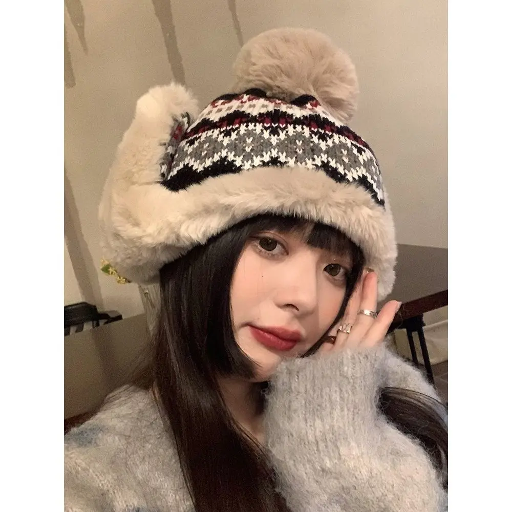 Winter Women Warm Knitted Bomber Hat with Earflap Brand Cute Pom Fuzzy Peruvian Hat Ear-flapped Women Fashion Retro Lei Feng Hat