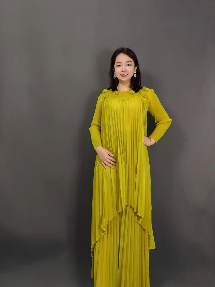 Miyake Pleats 2025 ฤดูใบไม้ผลิและฤดูร้อน Handmade ดอกไม้ลูกปัดตกแต่งกางเกงขากว้าง 2 ชิ้นผู้หญิงพรีเมี่ยมชุด