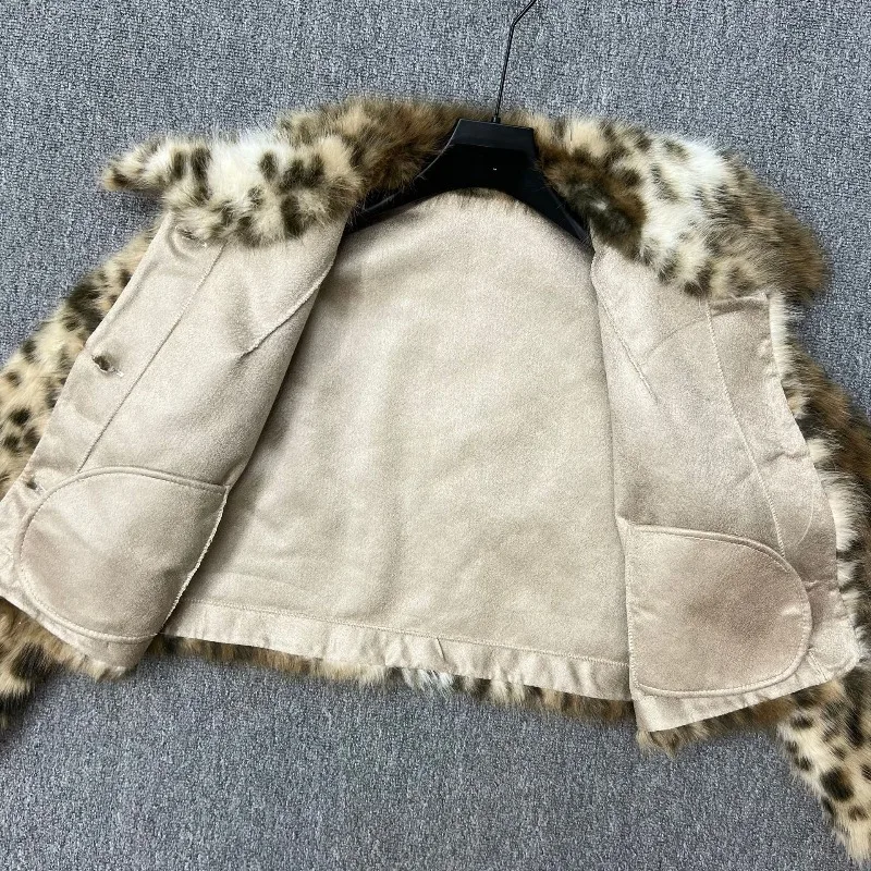 خريف شتاء جديد فو القط نمط معطف الفرو للنساء قصيرة سميكة الدافئة مريحة أنيقة الحد من العمر Jaquetas الإناث