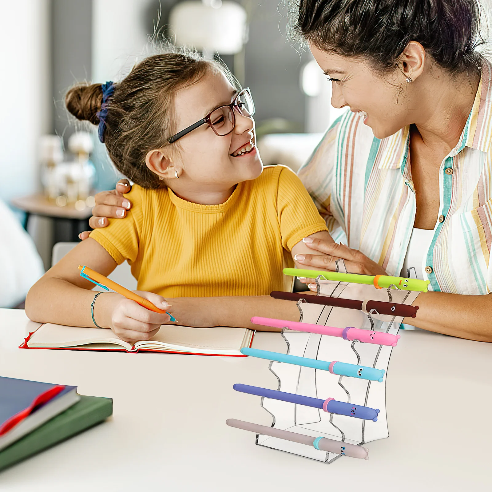 

Clear Pen Display Shelf Acrylic Rack Distinctive Style Suitable for Collectors Sellers Construction