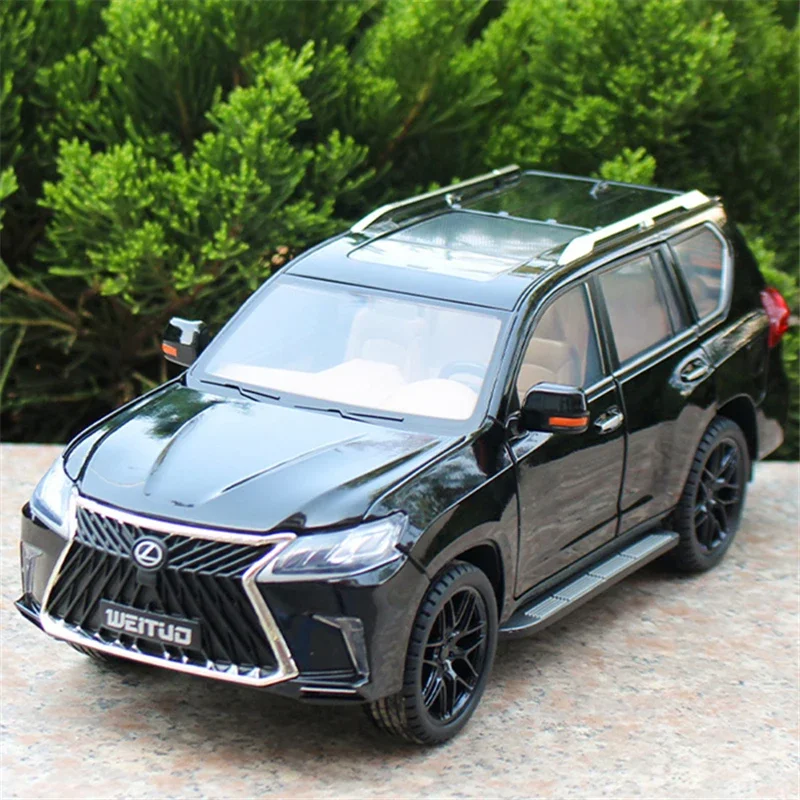 LX570 SUV Legering Model Auto Diecast Over Size 1:18 Metalen Speelgoed Voertuigen Auto Model Simulatie Geluid en Licht Speelgoed Gift