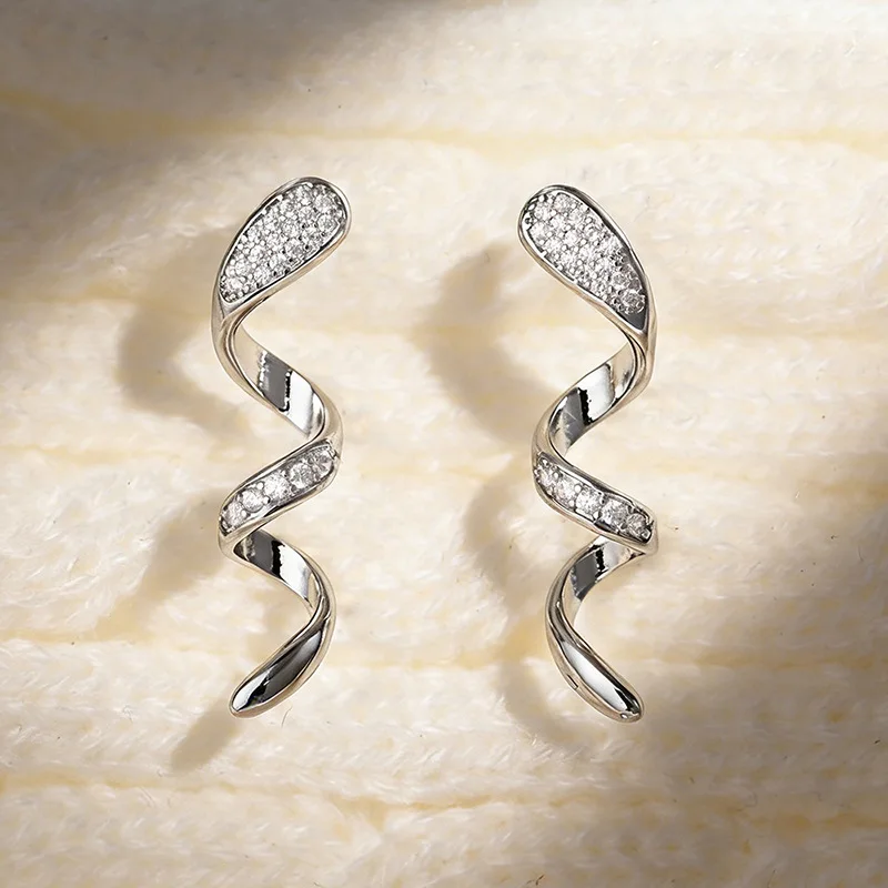 Exquisite Twisty Drop Earrings Inlaid Cubic Zirconia Brilliant Attractive Party 925 Sterling Silver Jewelry Female Stylish Chic