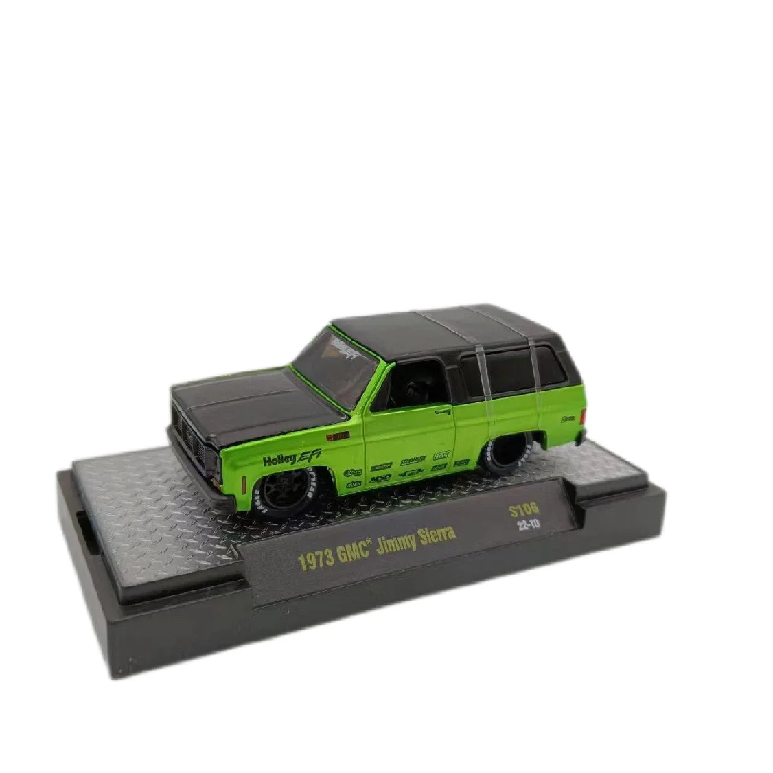 M2 Machines 1:64 1973 GMC Jimmy Sierra alloy model