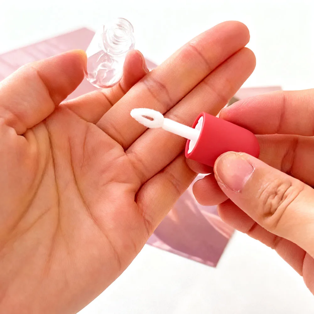 5 pz 4.5 ml Lip Smalto Tubo Vuoto Mini Piccola Capsula Trasparente Bottiglia Circolare con Gomma Trasparente Rossetto di Plastica Tubo Vuoto