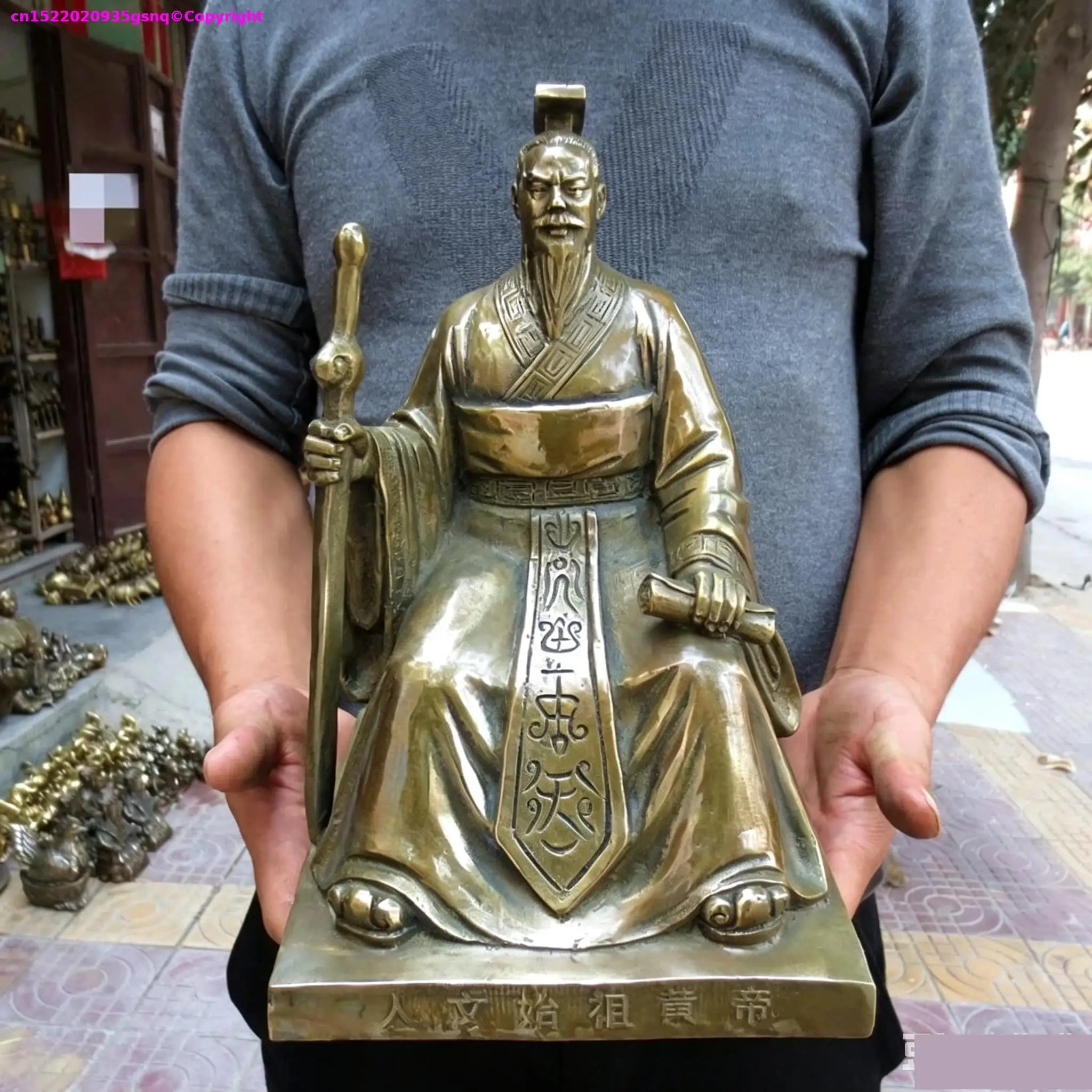 XuanYuan Huangdi bronze statue the ancestor of Chinese nation, ancestors of Huaxia civilization Global Chinese worship statue
