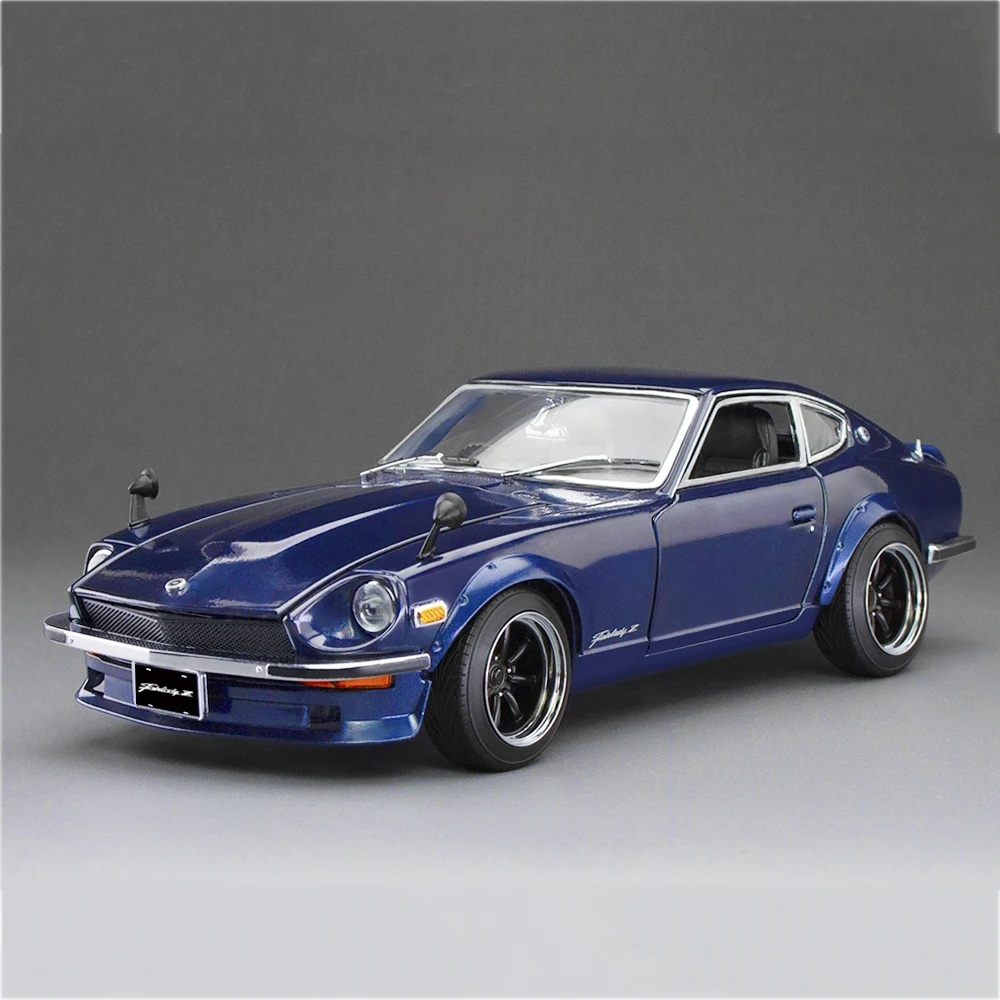 

Sun Star 1:18 1971, Nissan Fairlady Z (S30) — Модель автомобиля из сплава Midnight Blue (RHD), коллекционные металлические автомобили с дисплеем