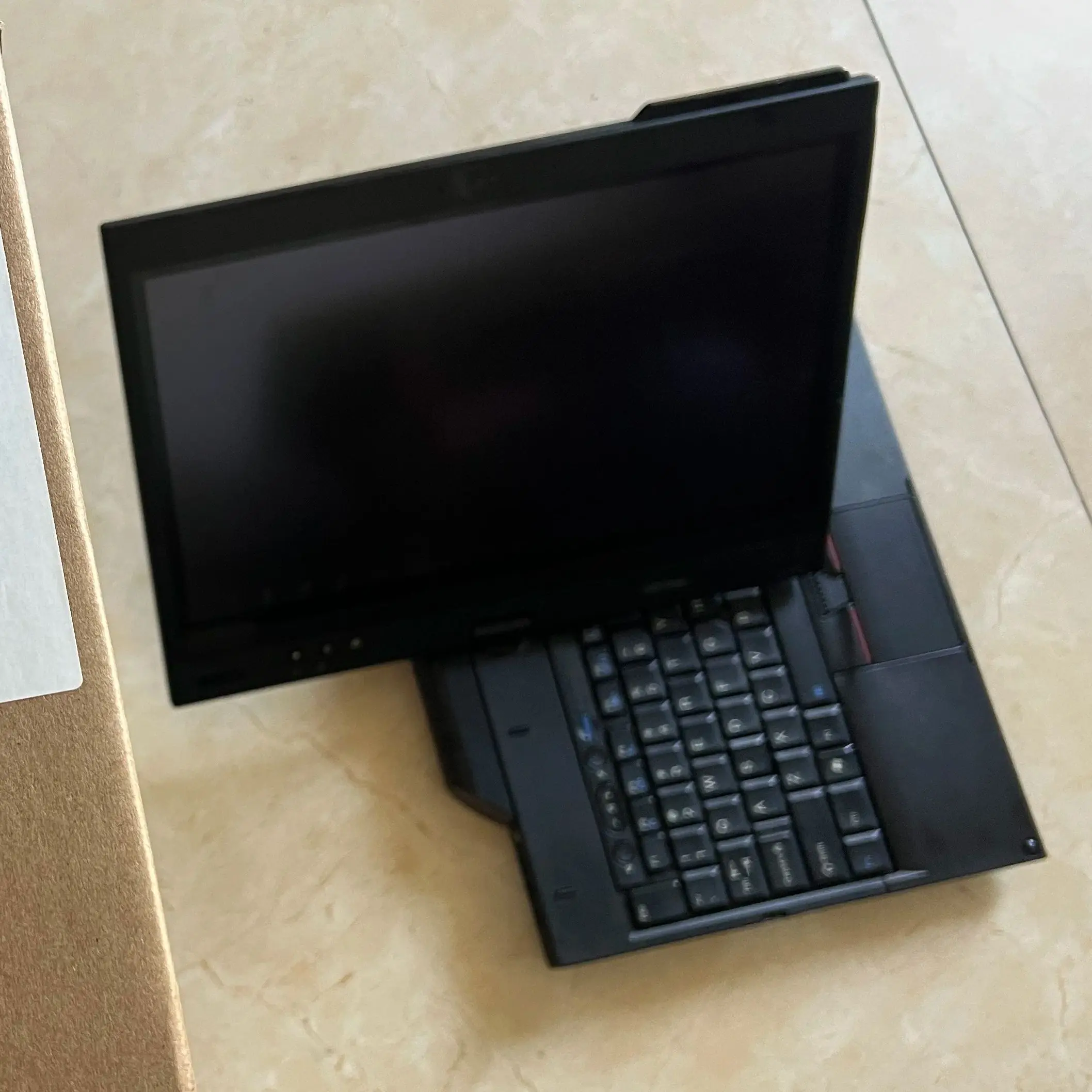 الكمبيوتر اللوحي X220T I5 CPU 8G RAM الكمبيوتر 1 تيرابايت Hdd Alldata Auto Data Mitchell Ondemand Atsg 3 في الكمبيوتر المحمول مثبت بشكل جيد