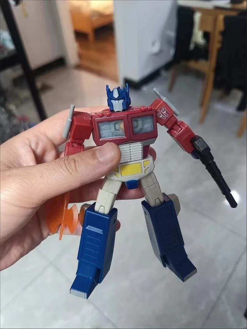 Hasbro Transformers Toys RED Super Mobile Series G1 Megatron OP Soundwave Robot Modello Action Figure Boy Collezione regalo di festa