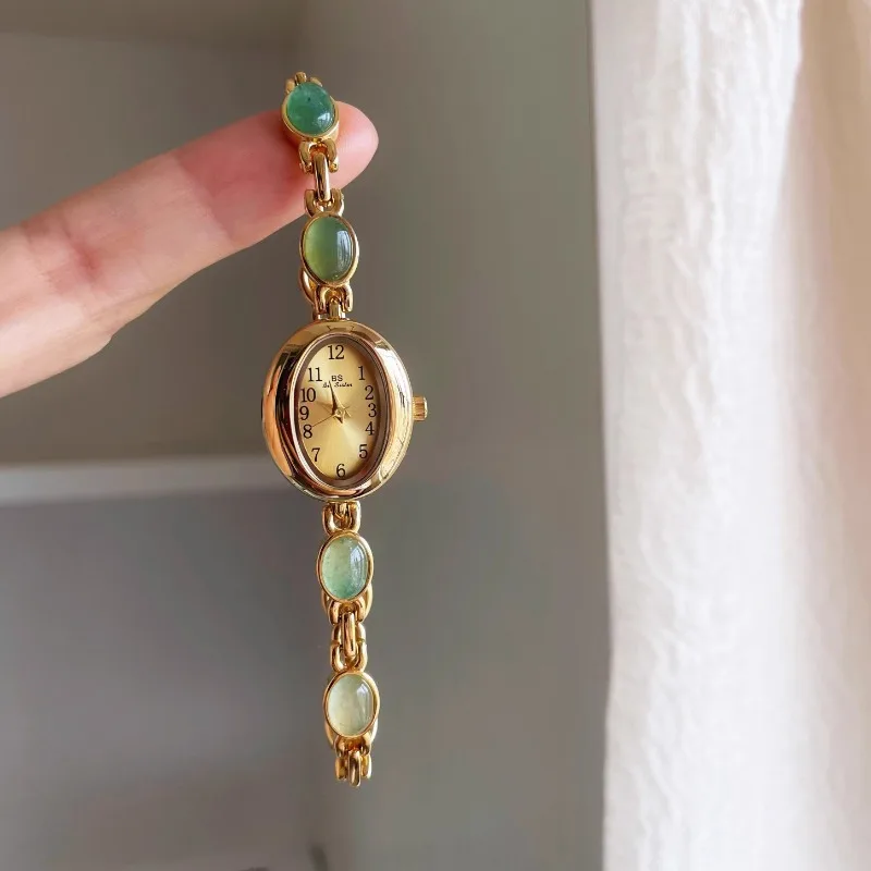 Montre-bracelet rétro élégante, niche de tempérament antique moyen, montre à quartz antique simple