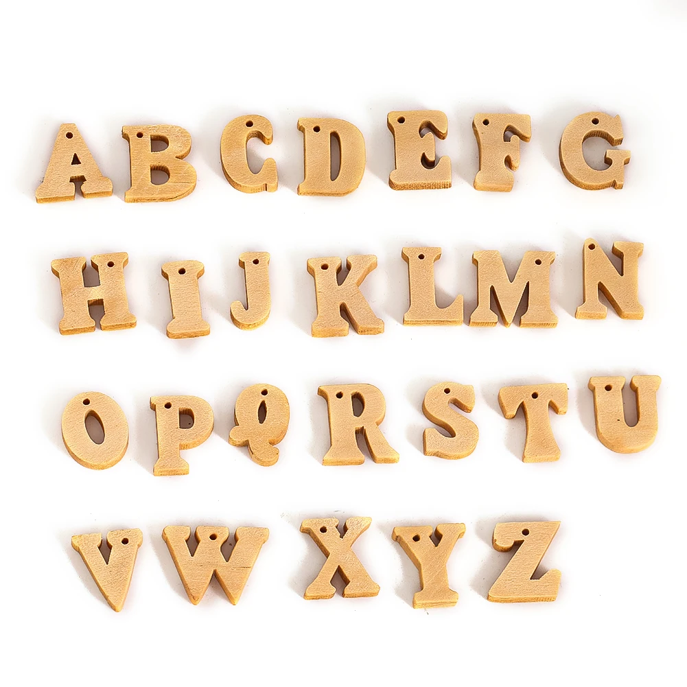 100 pçs/saco de madeira 26 letras em inglês com furos pingente encantos para fazer jóias diy colar brincos acessórios artesanato