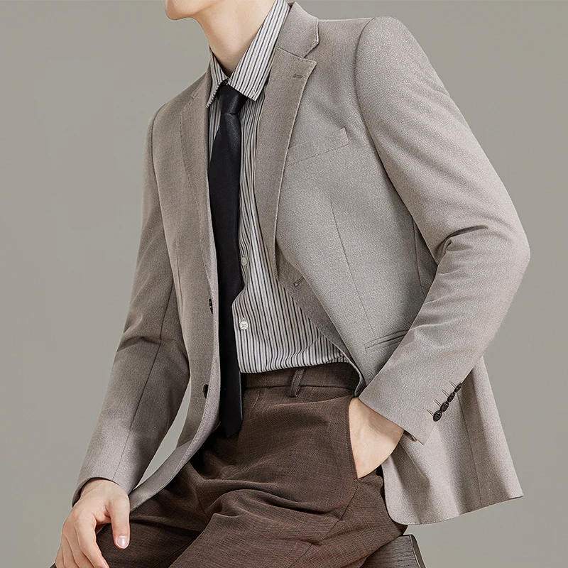 

Высококачественный серебряный шелковый пиджак, мужской корейский тонкий повседневный деловой пиджак, универсальный социальный свадебный пиджак для жениха