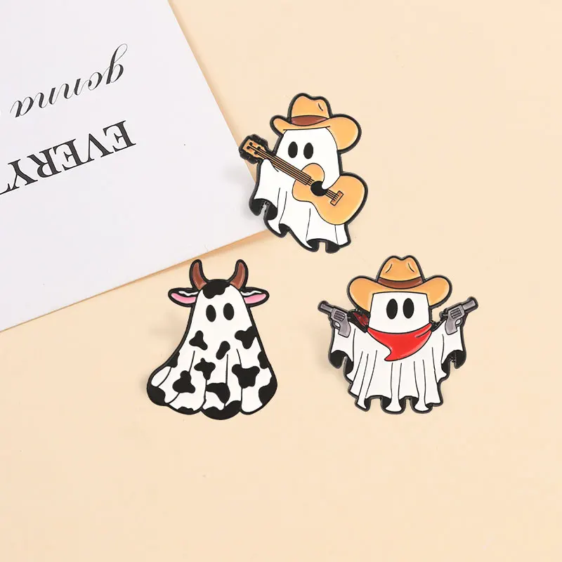 Western Cowboy Geister-Emaille-Pins Gruselig Niedlich Boo Gewehr Gitarre Kuh Geist Cartoon Lustige Halloween-Broschen Anstecknadel Schmuck Geschenke – Detail 7