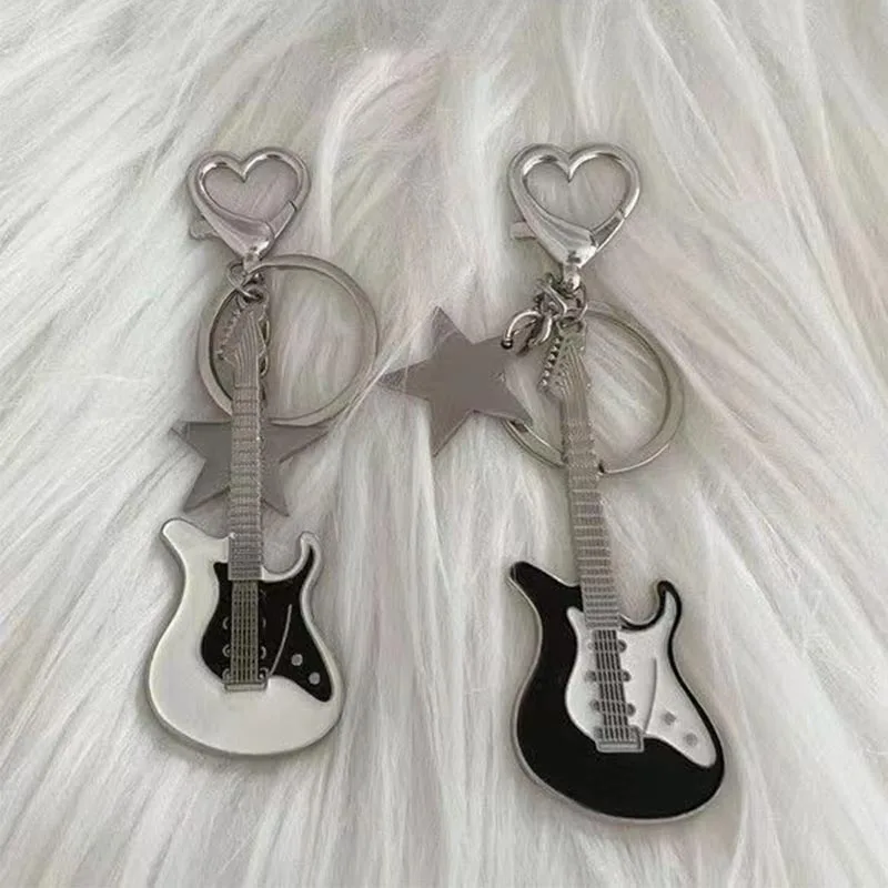 Y2k Guitar Love Heart Key Chain for Men Women Star Sweet Keychain Cool Trendy Fashion Pendant Rock Punk Vintage Accessories Gift