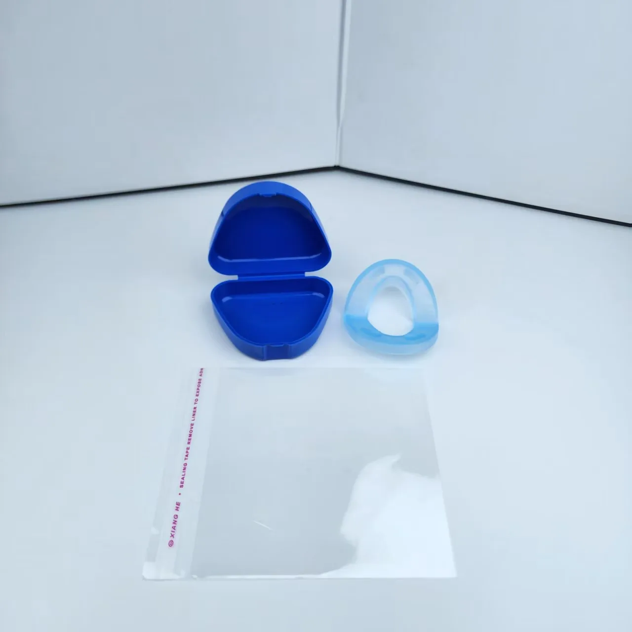 New Reusable Snore Device Stopper Anti Snoring Mouthpiece Reduce Snoring Aid Snore Solution for Comfort & Easy Breathing