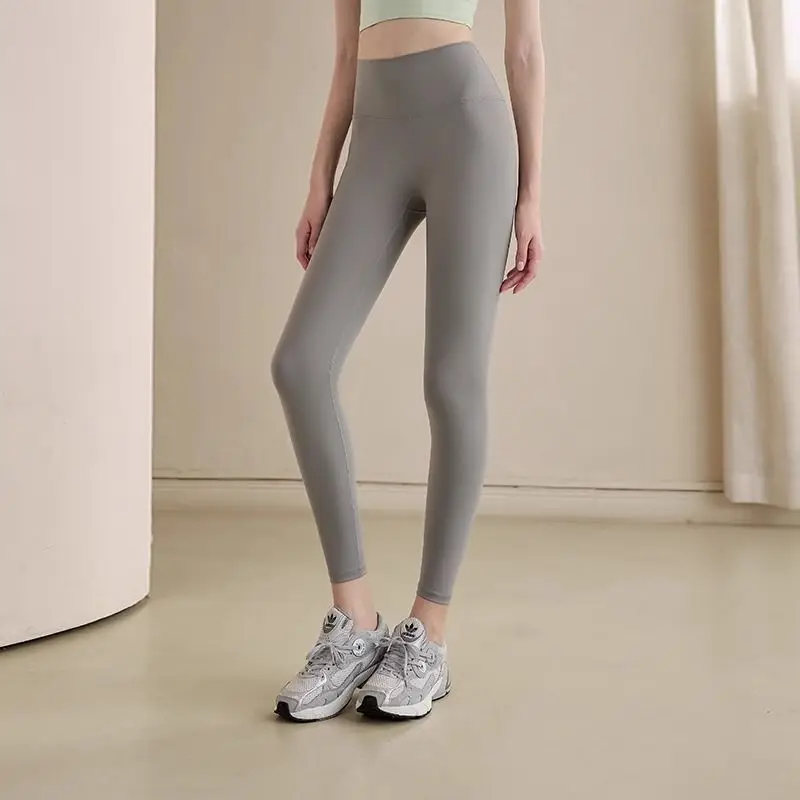 طماق الرياضة النساء معزول الجلد طالب عارية الوركين هرول التطريز فضفاض Bootcut الحرارية متقلب ماتي الخامس قطع جميلة الصلبة