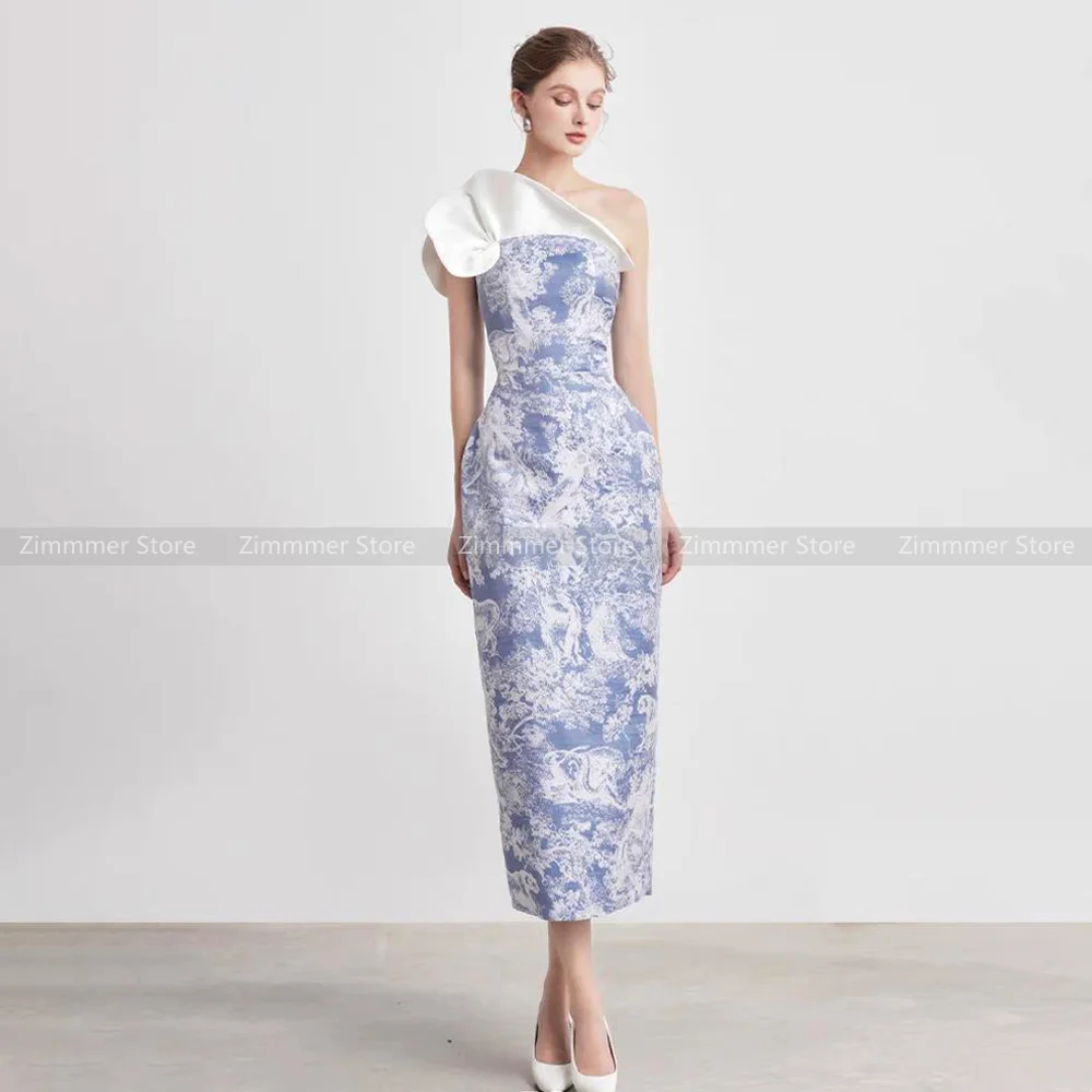 

Vietnamese niche 2024 new French romantic blue printed one-shoulder waist dress