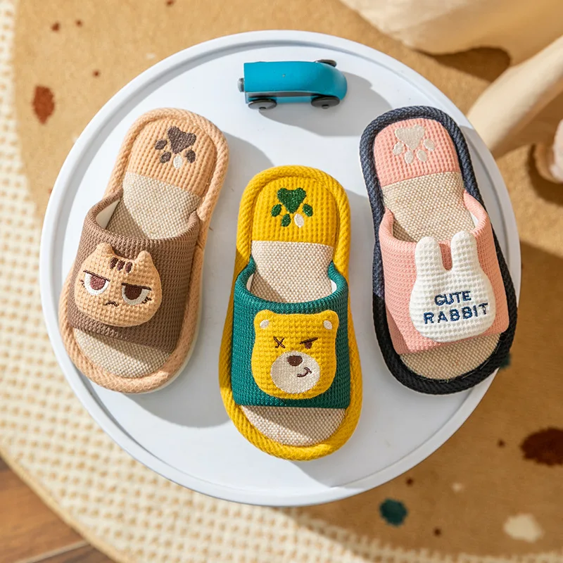 

Litfun Kids Home Slippers Cartoon Rabbit Summer Indoor Kids Slides Soft Sole Comfortable Slides Non-slip Breathable Kids Sandals