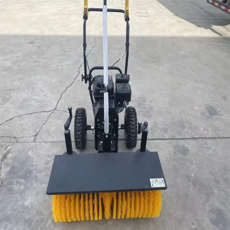 Car roller brush snow sweeper small hand push 15 horsepower road sweeper