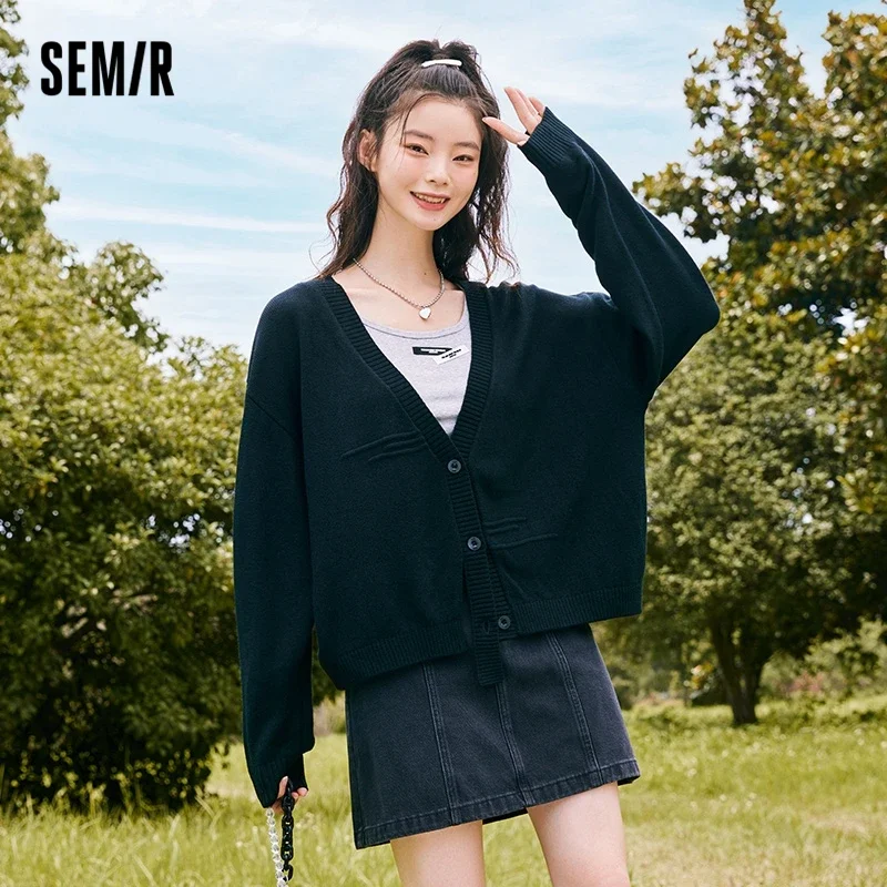 

Semir Knitwear Women Short Suspenders V-Neck Cardigan Simple 2022 Autumn New Loose Two-Piece Ladies All-Match