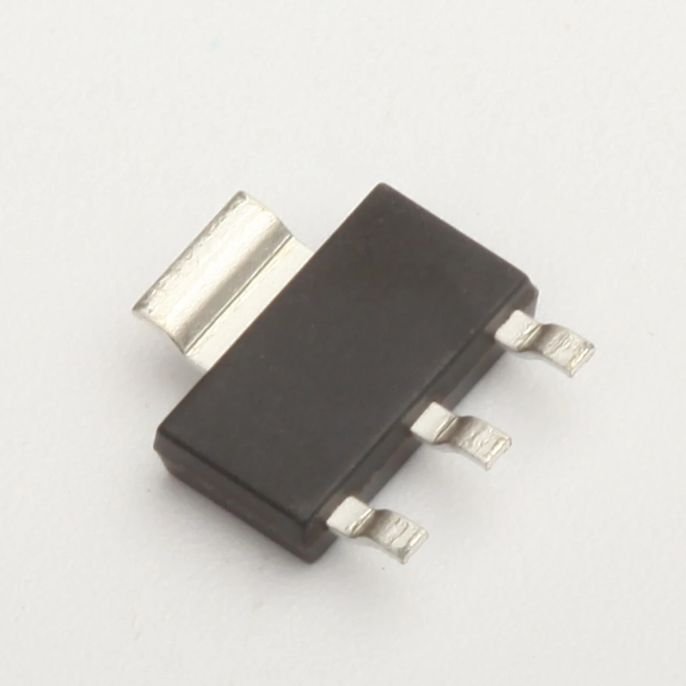 MCP1826ST-3302E/DB  MCP1826S-3302E/DB 1826S33 3.3V 1A SOT223-3  5pcs/lot