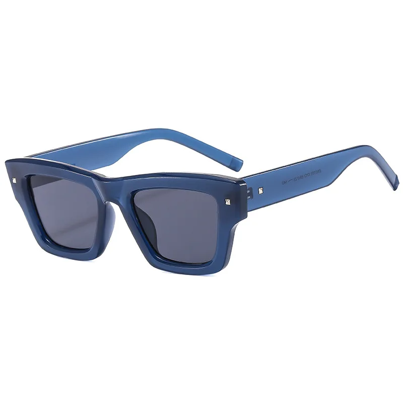 Gafas de sol cuadradas irregulares para hombre y mujer, lentes Retro con remaches de tendencia, gafas de lujo, tonos UV400, gafas de sol azules, marca Oculus