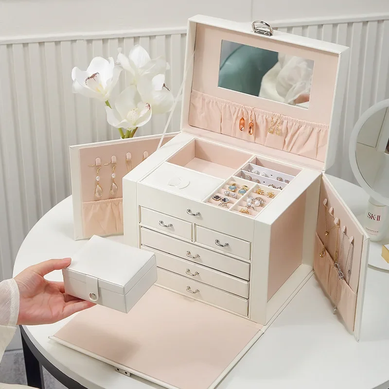Large Capacity Jewelry Box with Lock Portable Earrings Necklace Organizer Boxes Leather Jewellery Display Case Separate Storage
