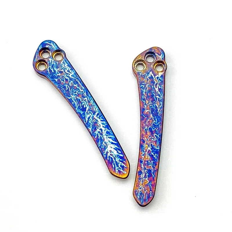 

1piece Anodized Baked Blue Titanium Alloy Integrated Clip for Spider Para2 C81 Back Clip with 3 Screws Knife Accessories