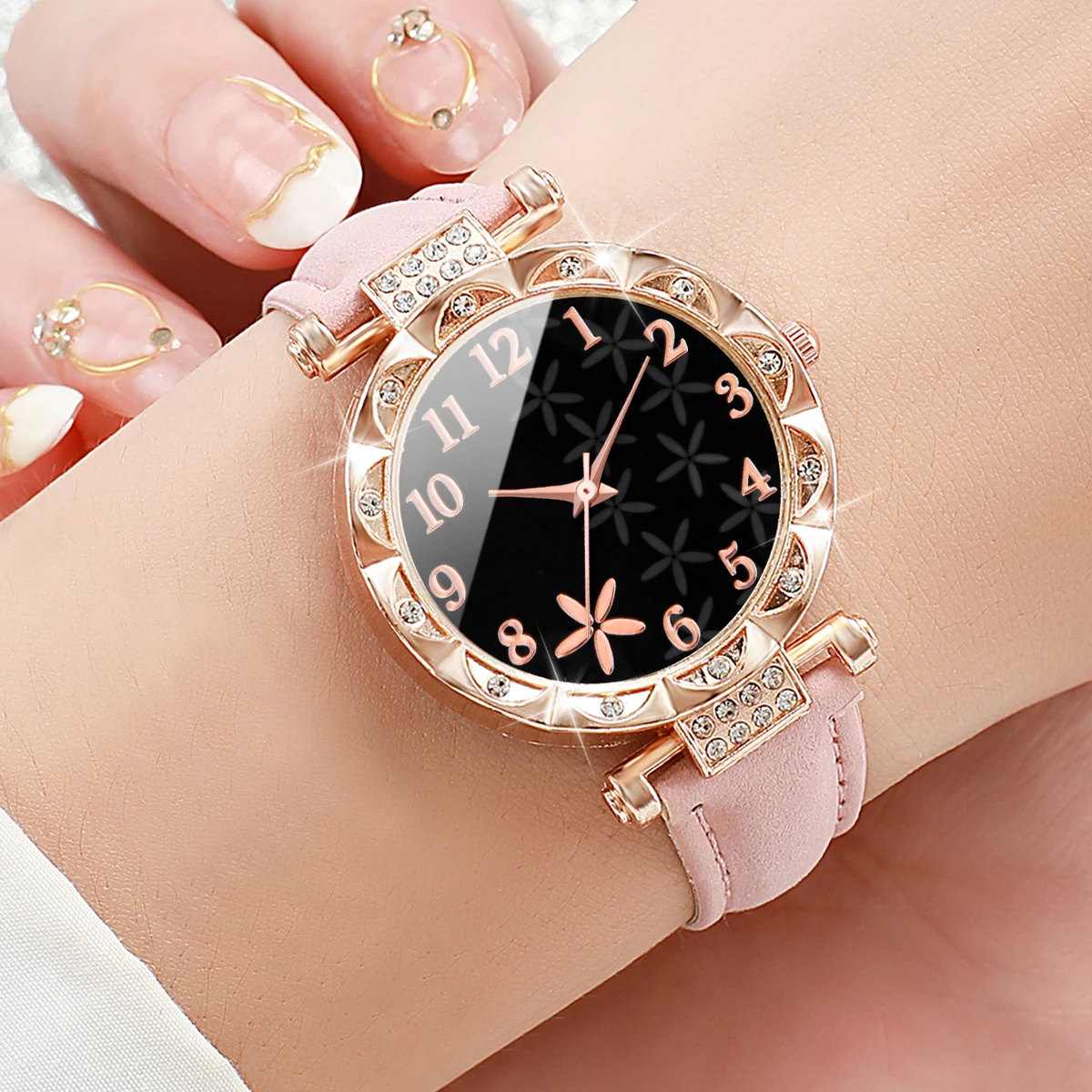 7PCS/Set Fashion Rhinestone Women\'s Watch Leather Band Female Quartz Watches (Without Box)