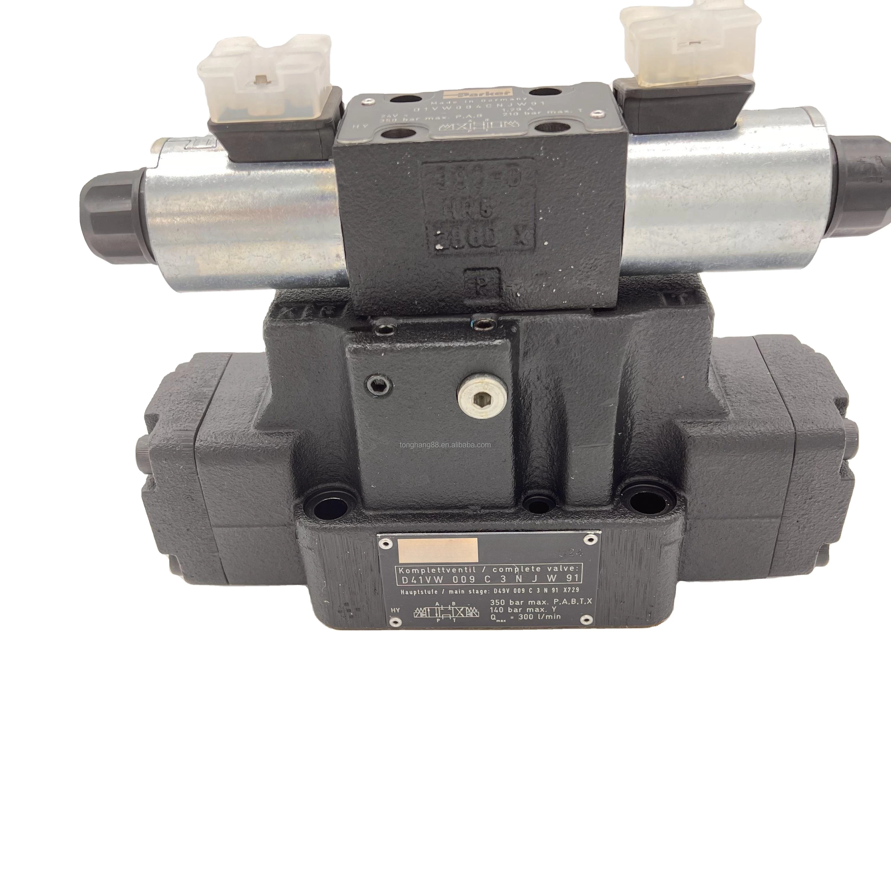 High Quality  Xugong  Main Four-way Valve