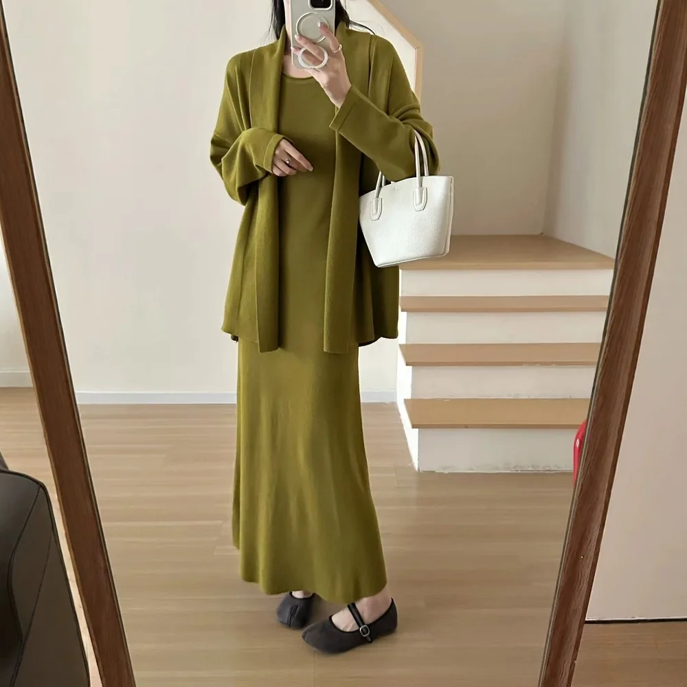 Knitted Dress Set Women's Coat Sweater Skirt Two-piece Set Unique Texture Fashion Simplicity Versatile Premium Simplicity