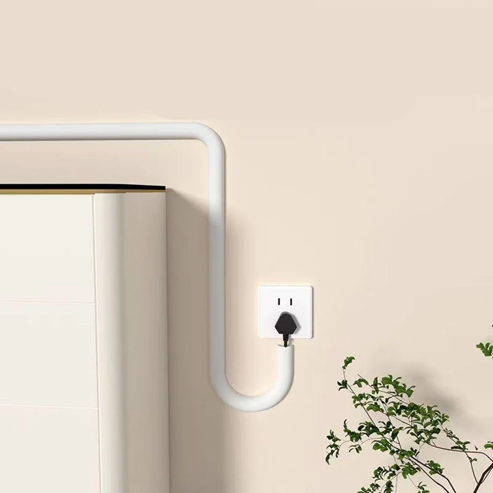 غطاء سلك أرضي منخفض لإدارة الحبل مع مادة لحماية الكابلات من حركة القدم والحفاظ على المساحات أنيقًا