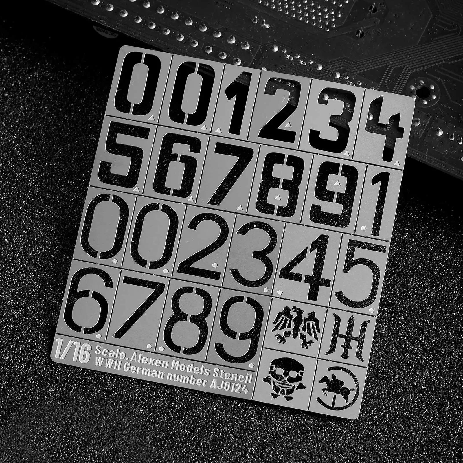 

DIY Tool 1/16 1/18 Military Tank Vehicle Model Number Symbol Leakage Spray Plate Stencils Template