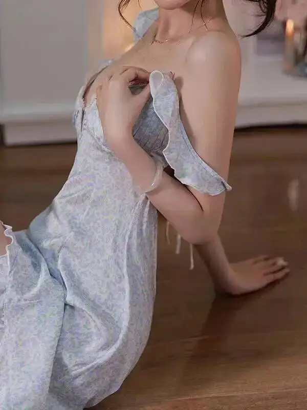 جديد الدانتيل الخاص مثير منامة المرأة الساتان الشيفون ملابس خاصة الرغبة النقية فستان عارية الذراعين العميق الخامس الحمالات فستان بلا أكمام 129Q