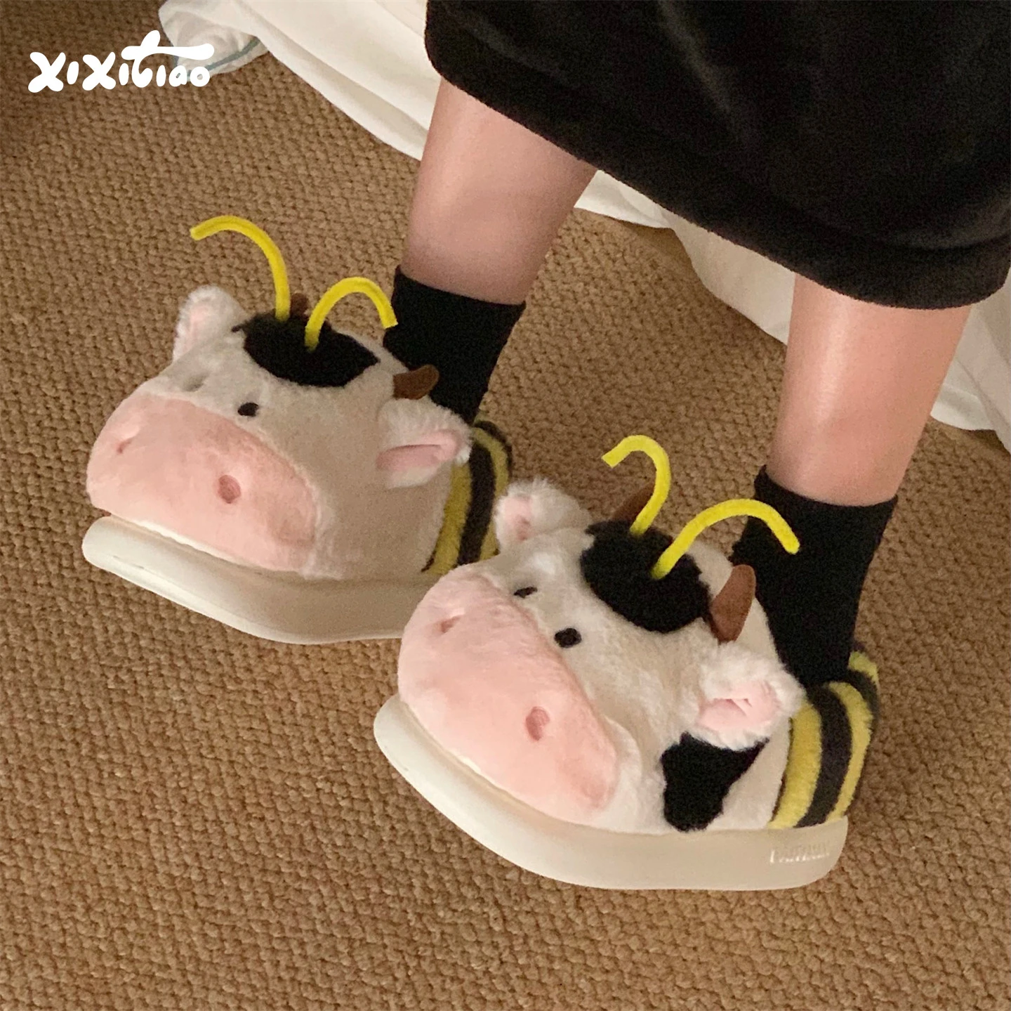 

XIXITIAO Non-Slip Creative Couple Slippers, Funny Winter "Cow-Bee" Design Cute Fuzzy Boots, Cute Cow & Bee Plush Shoes for Women