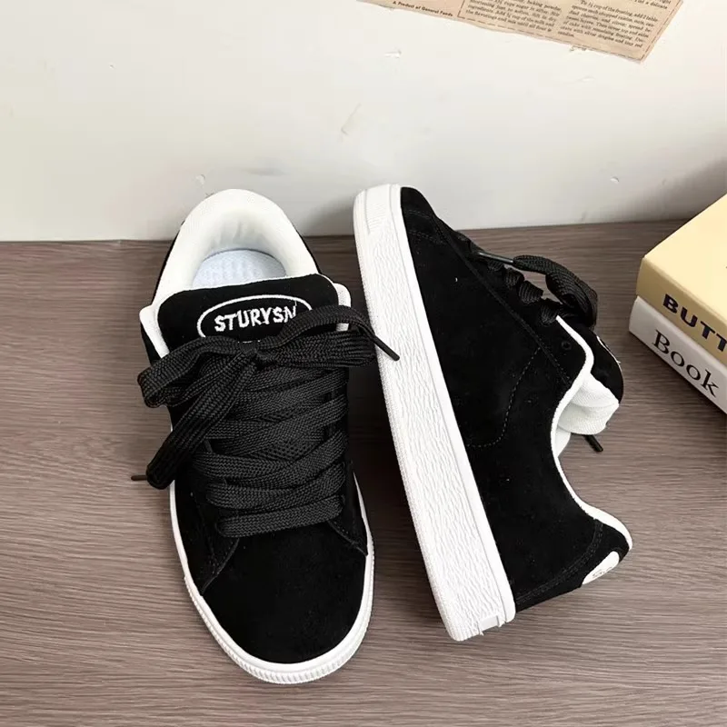 Sizes 35-44 Couple Shoes High Quality Korean Versatile Casual Sneakers Womens Trendy 2026 New Student Sports Shoes Couple Bread image 3