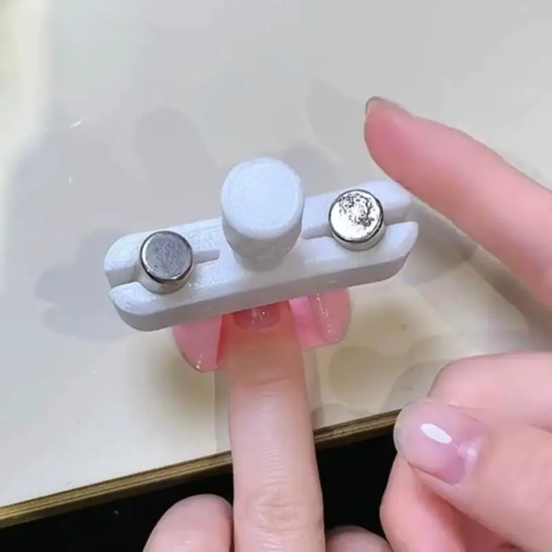 【A】New 3D Printed Cat's Eye Gyroscope Cat's Eye Glass Bead Nail Art Tool White&Pink Creative and Powerful Magnet Nail Supplie