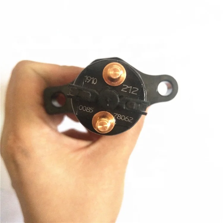 Injetor Common Rail 0445120007 0445120212   Para bico injetor Cummins Iveco EuroCargo 0445120007 0445120212 2830957 4896444